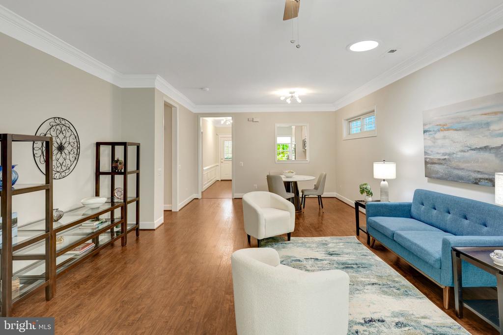 8886 CALLA LILY COURT