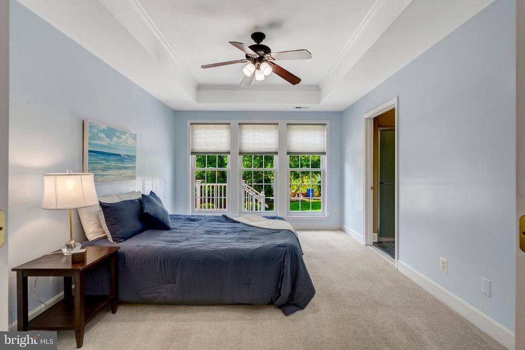 8886 CALLA LILY COURT