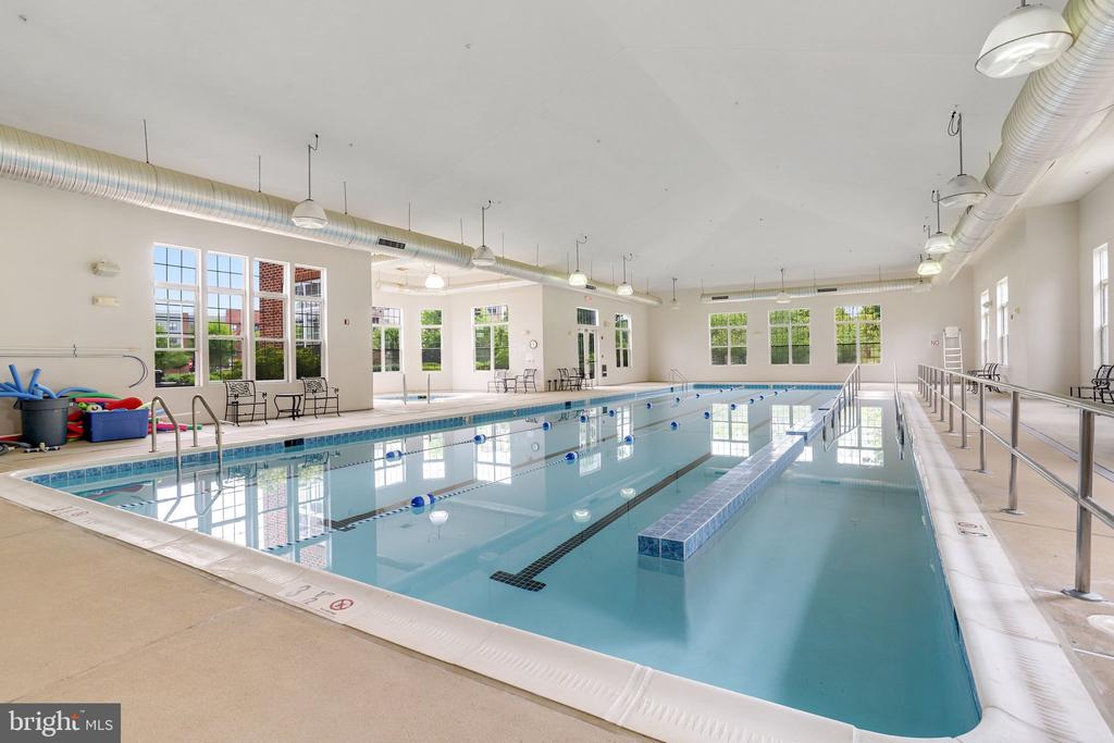 8886 CALLA LILY COURT