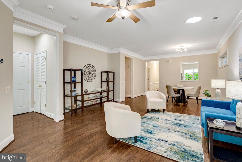 8886 CALLA LILY COURT