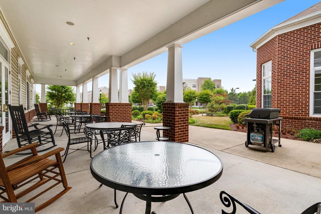 8886 CALLA LILY COURT