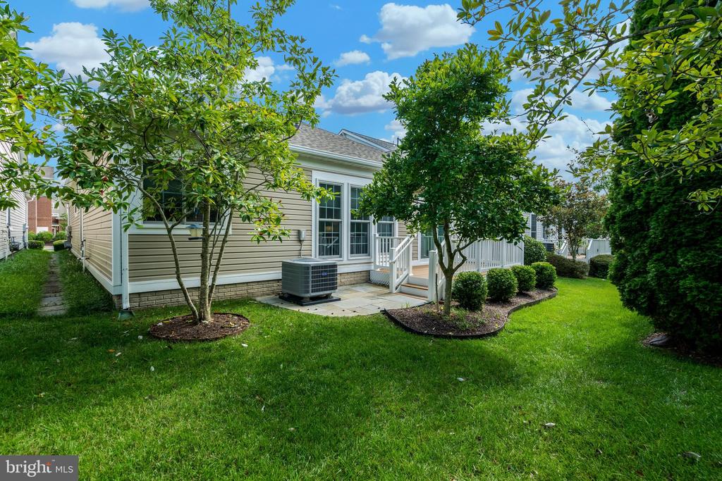 8886 CALLA LILY COURT