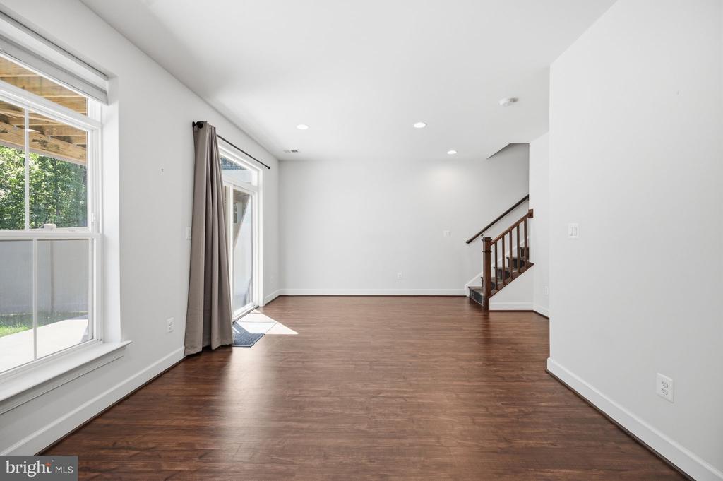 5179 RIDGEVIEW RETREAT DRIVE