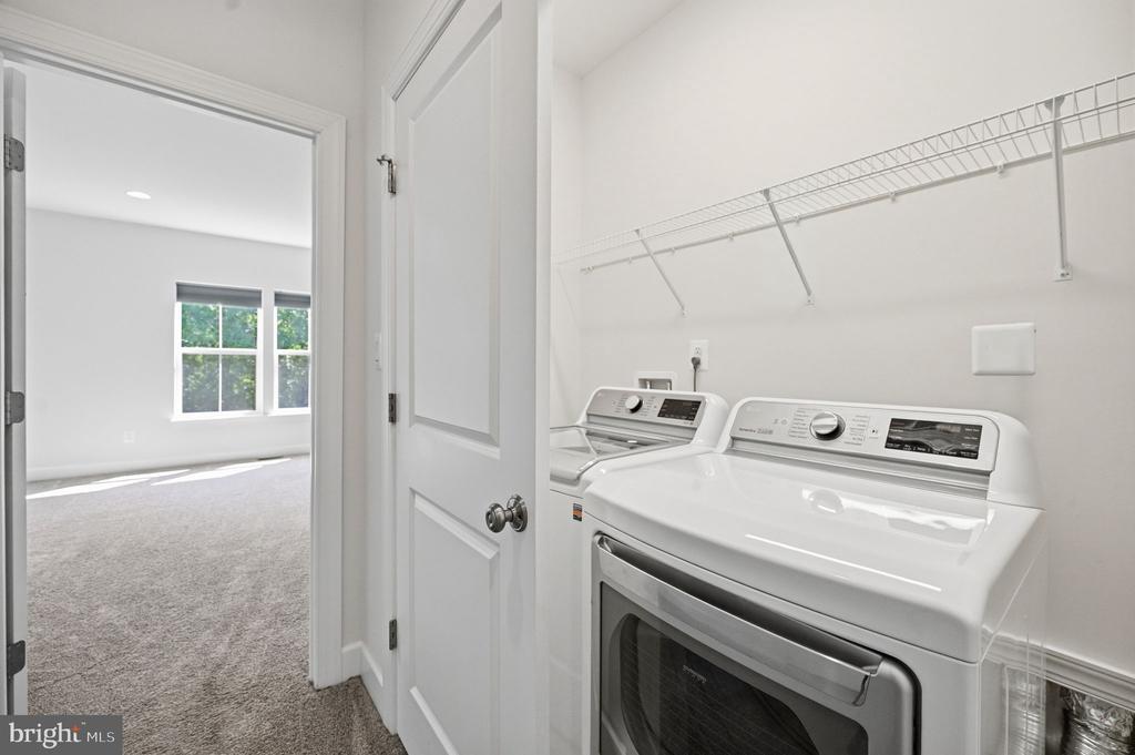 5179 RIDGEVIEW RETREAT DRIVE