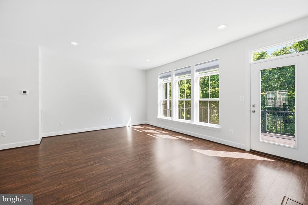 5179 RIDGEVIEW RETREAT DRIVE