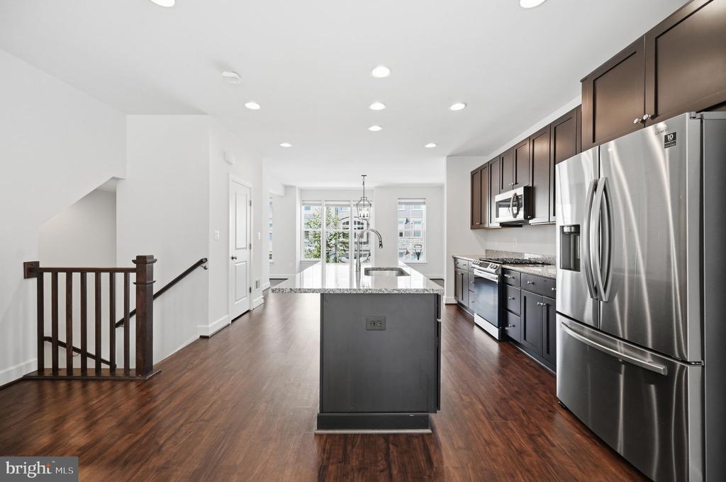 5179 RIDGEVIEW RETREAT DRIVE