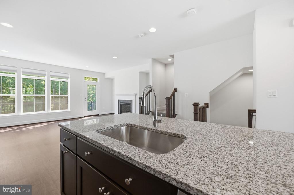 5179 RIDGEVIEW RETREAT DRIVE