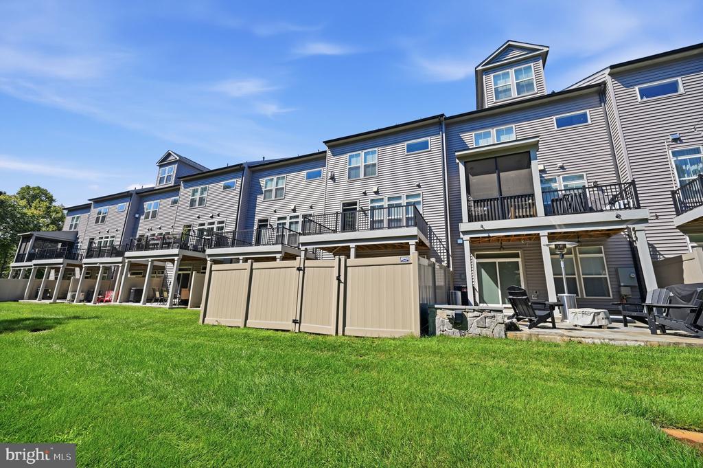 5179 RIDGEVIEW RETREAT DRIVE