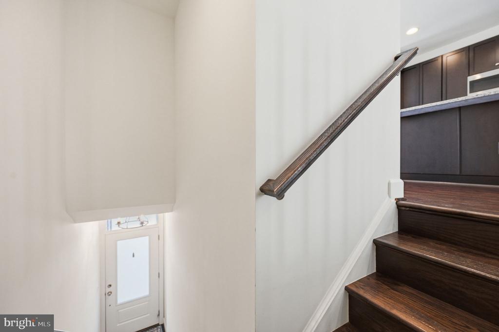 5179 RIDGEVIEW RETREAT DRIVE