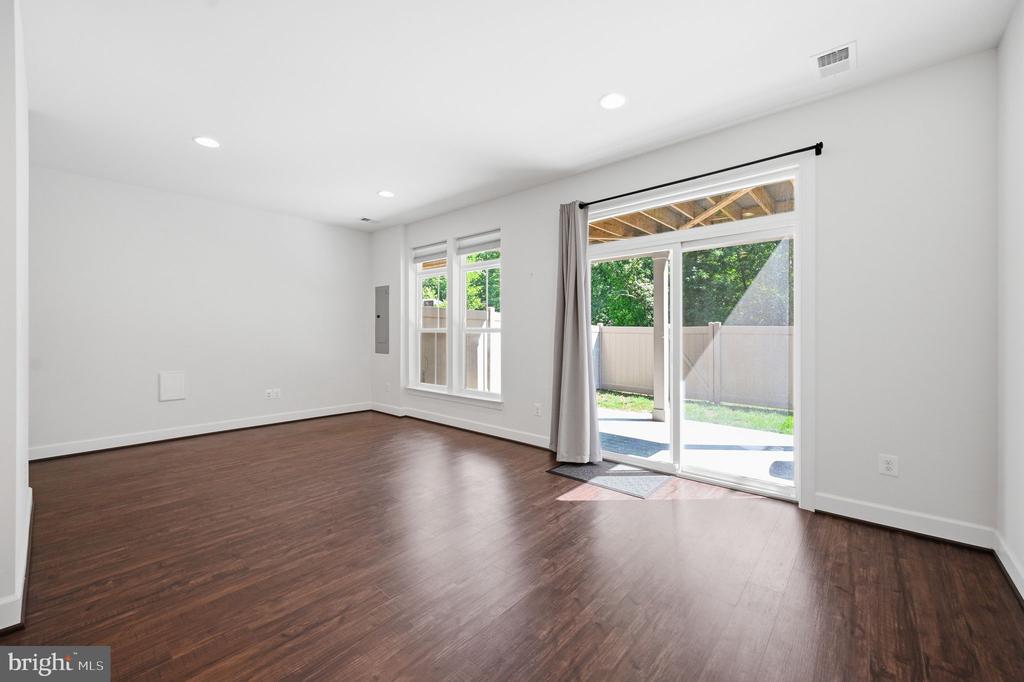5179 RIDGEVIEW RETREAT DRIVE