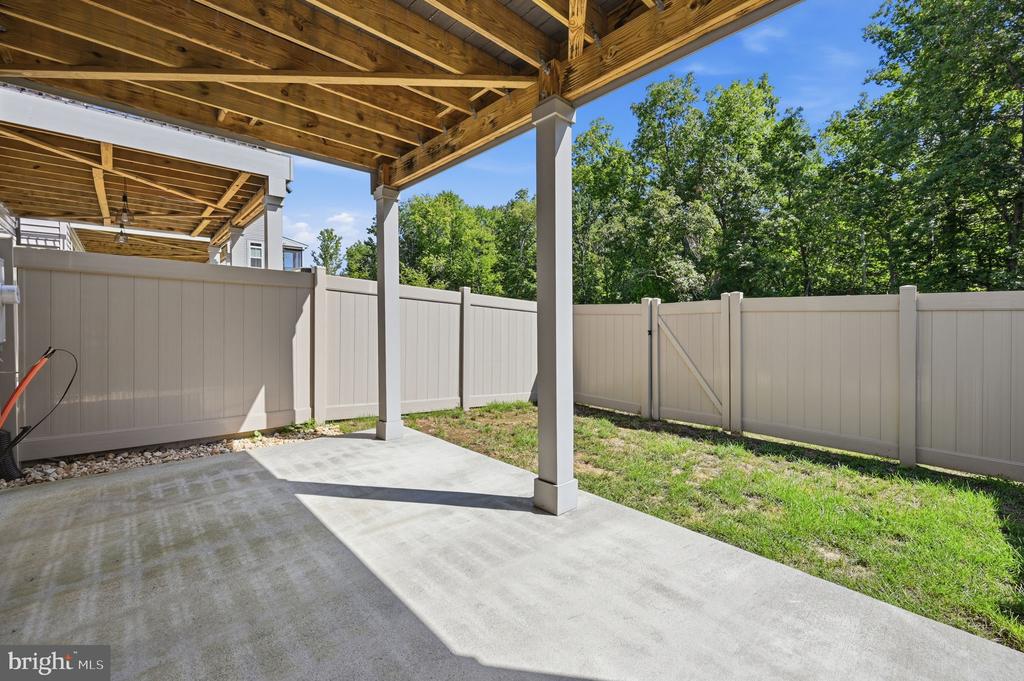 5179 RIDGEVIEW RETREAT DRIVE