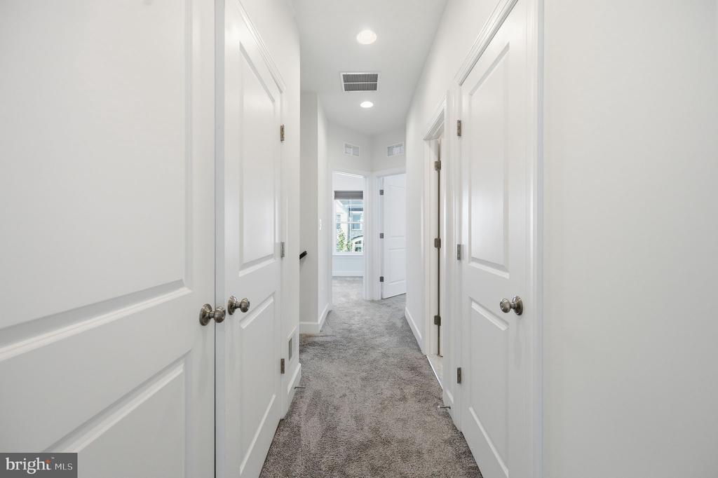 5179 RIDGEVIEW RETREAT DRIVE