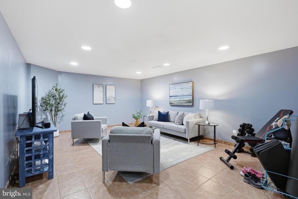 11757 ARBOR GLEN WAY