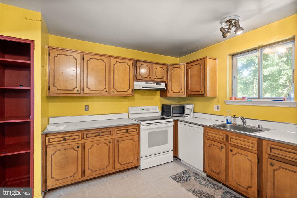 5024 WHEATSTONE DRIVE