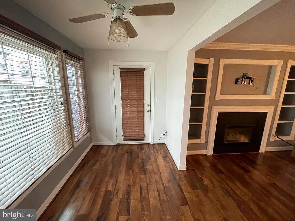 8303 BLUEBIRD WAY Unit: C
