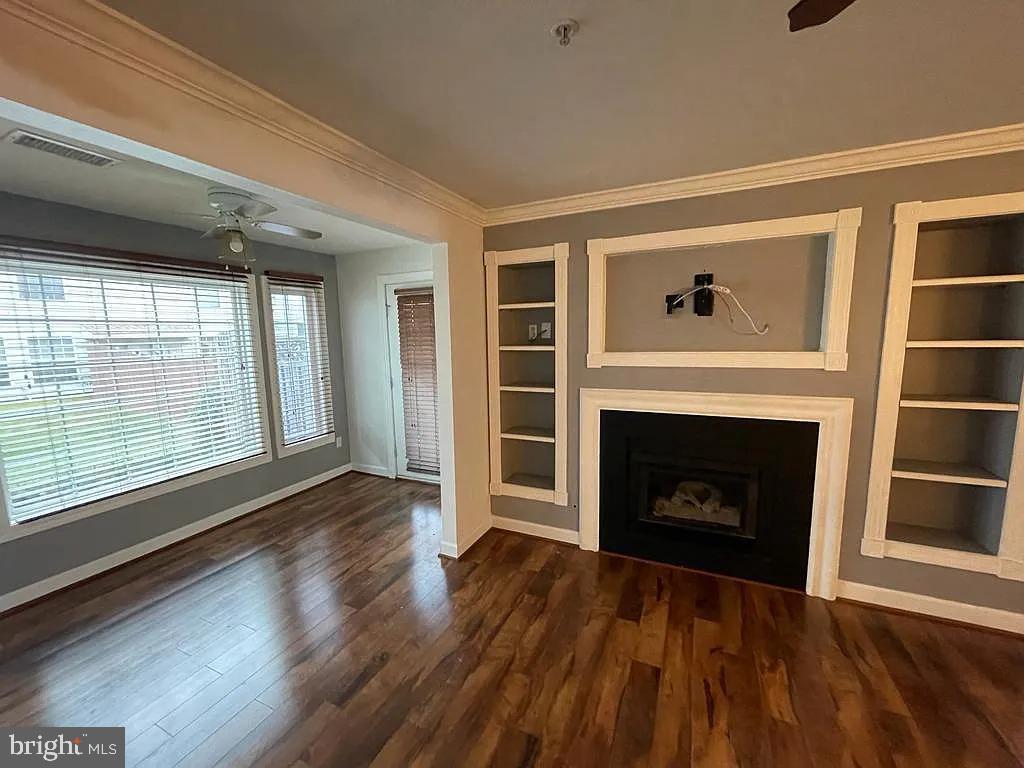 8303 BLUEBIRD WAY Unit: C