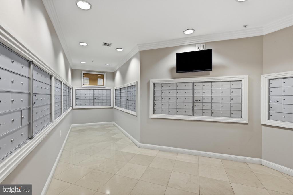 12001 MARKET STREET Unit: 122