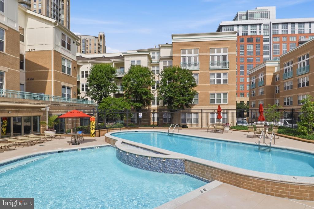 12001 MARKET STREET Unit: 122