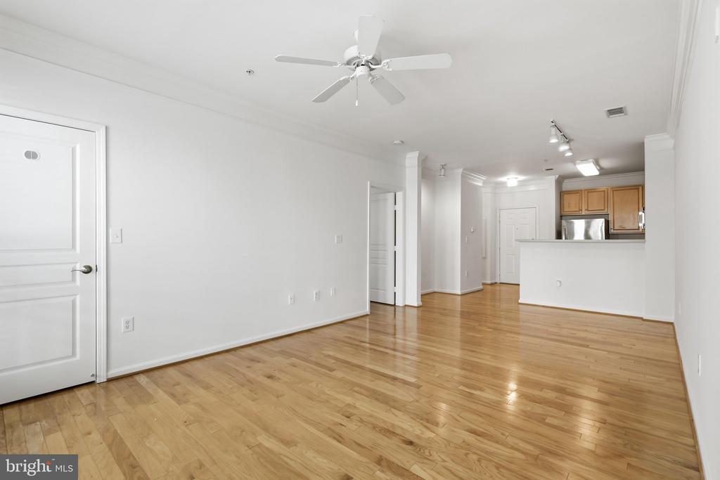 12001 MARKET STREET Unit: 122
