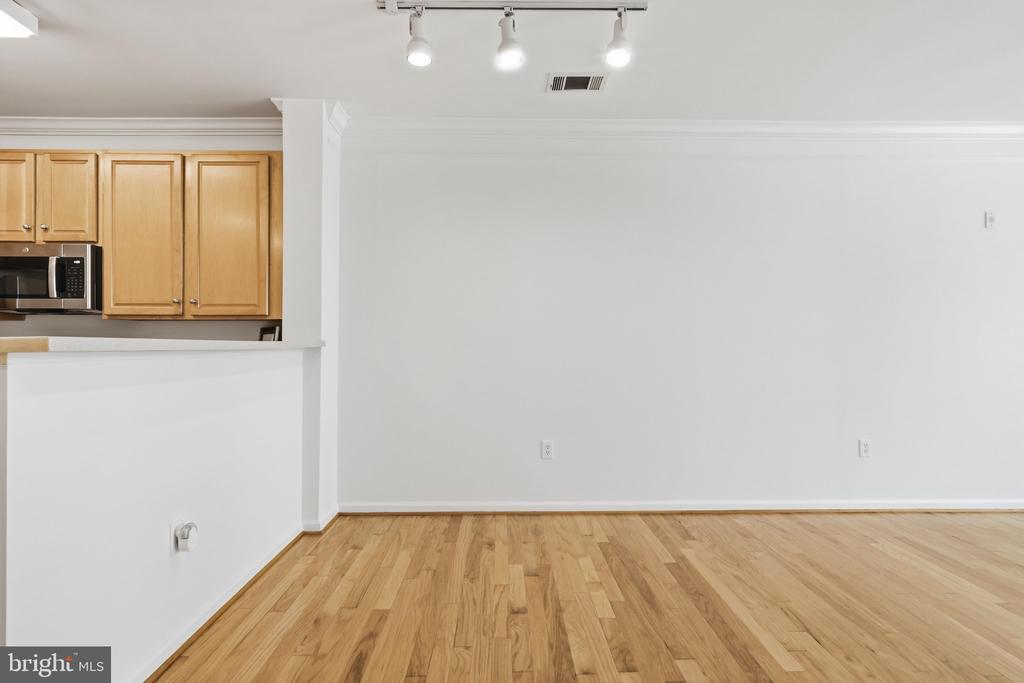 12001 MARKET STREET Unit: 122