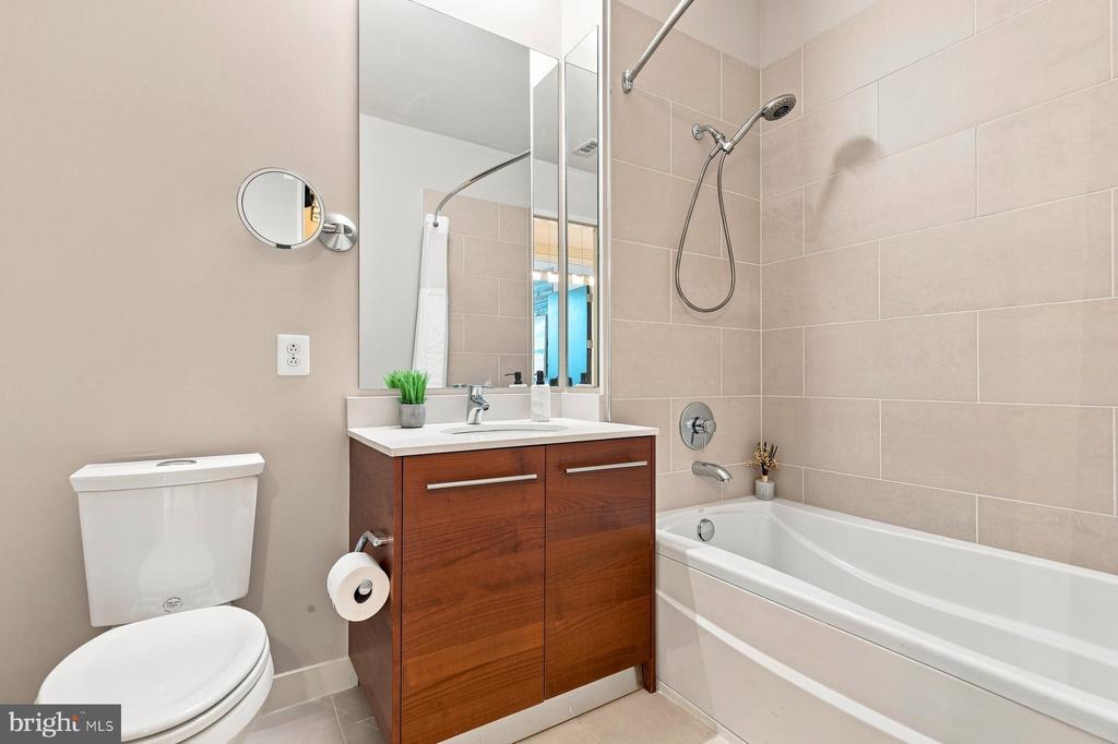12025 NEW DOMINION PARKWAY Unit: 321