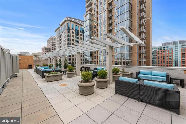 12025 NEW DOMINION PARKWAY Unit: 321