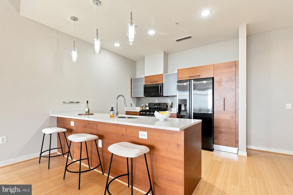 12025 NEW DOMINION PARKWAY Unit: 321