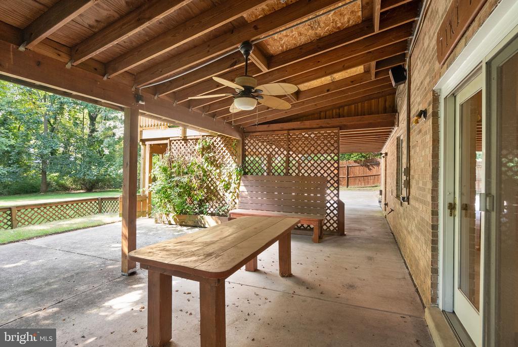 3728 PRINCE WILLIAM DRIVE