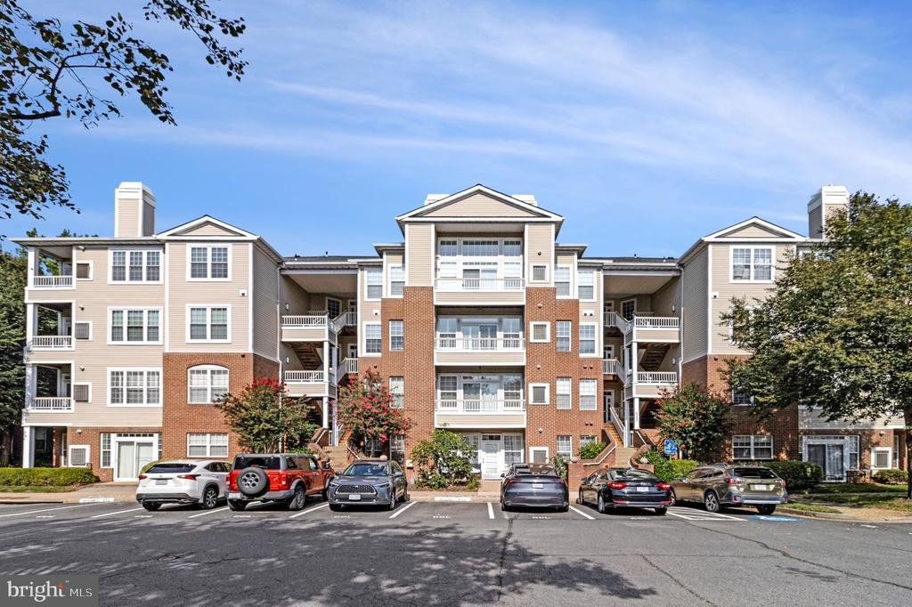 4200 MOZART BRIGADE LANE Unit: W
