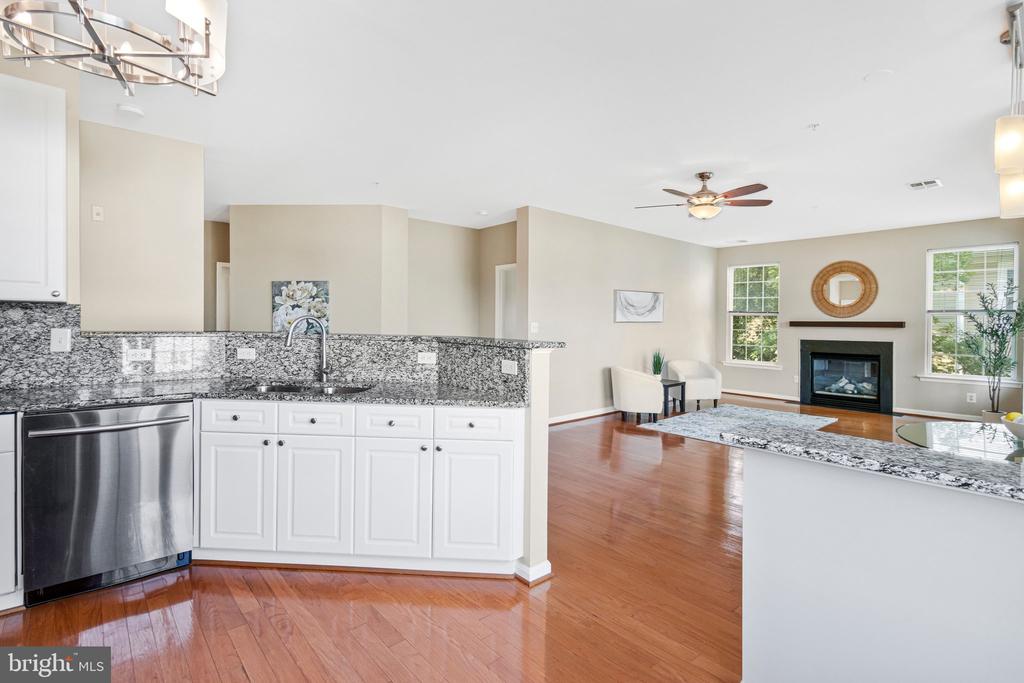 4200 MOZART BRIGADE LANE Unit: W