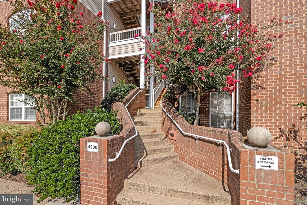 4200 MOZART BRIGADE LANE Unit: W