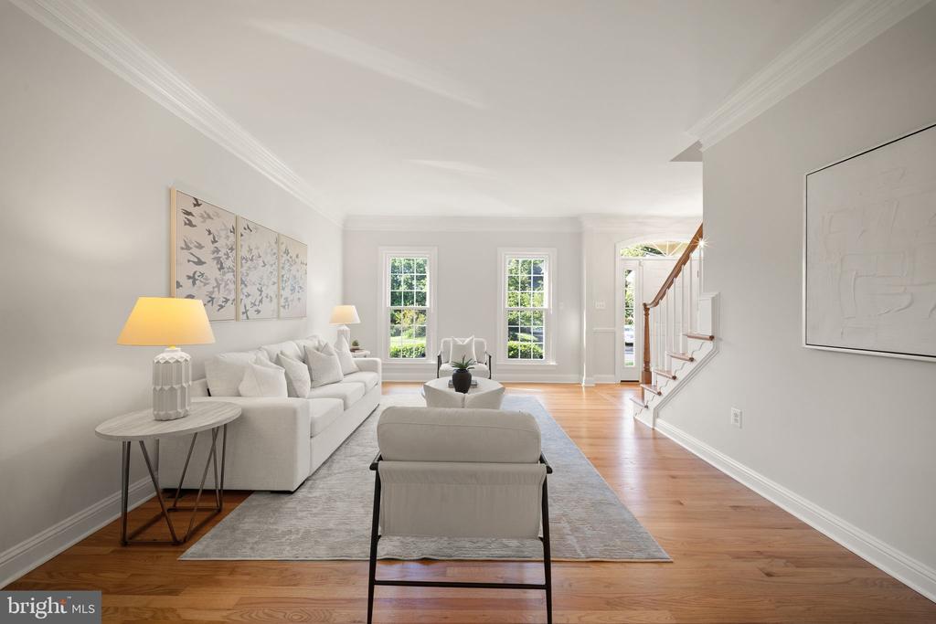 5604 WILLOW CROSSING COURT