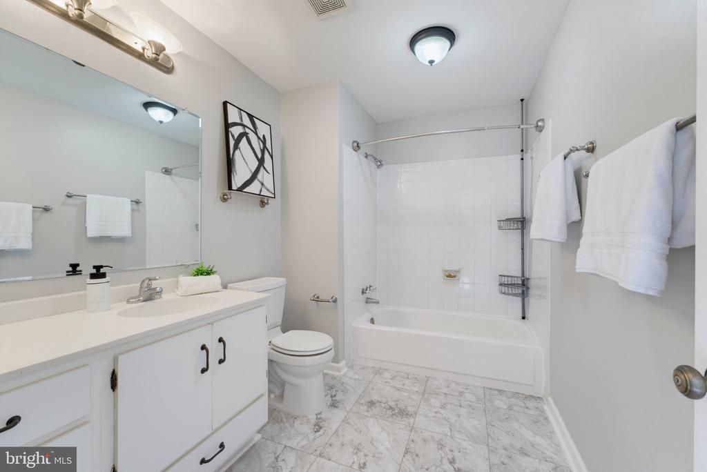 11399 BANTRY TERRACE