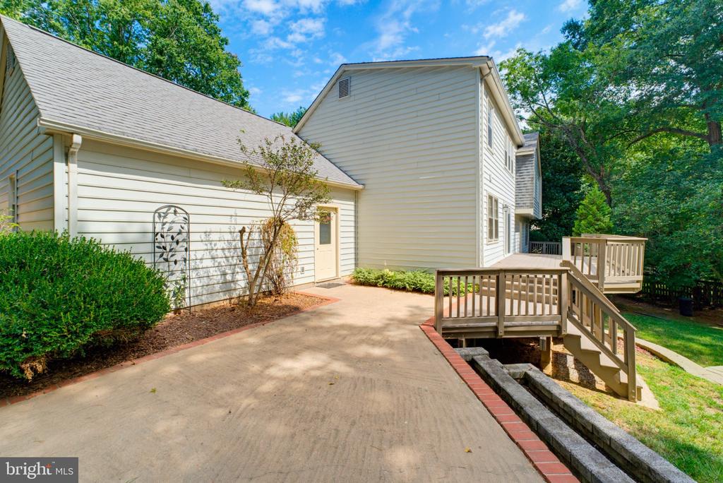 11399 BANTRY TERRACE