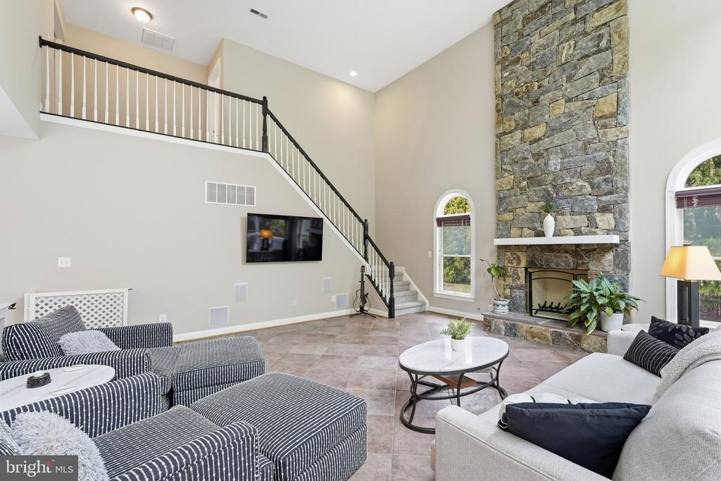 1753 ROSALEIGH COURT