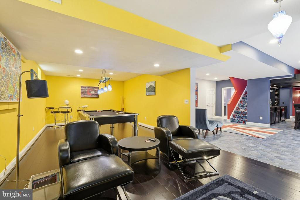 1753 ROSALEIGH COURT