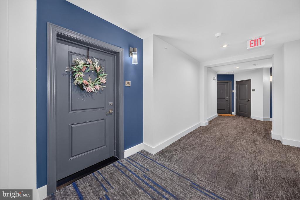 3925 FAIR RIDGE DRIVE Unit: 303