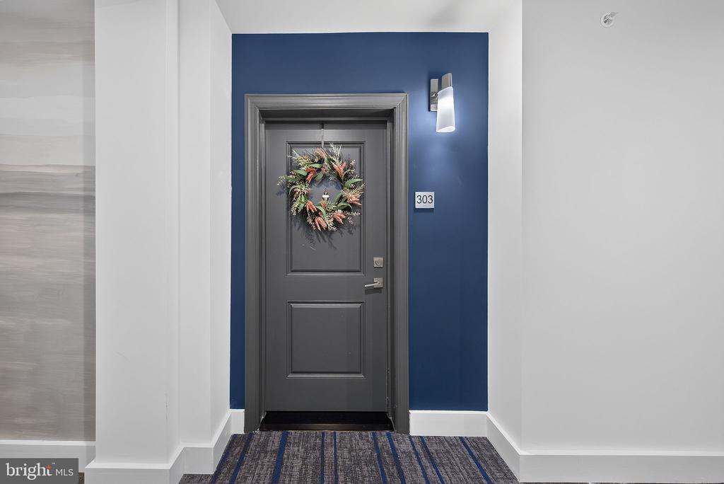 3925 FAIR RIDGE DRIVE Unit: 303