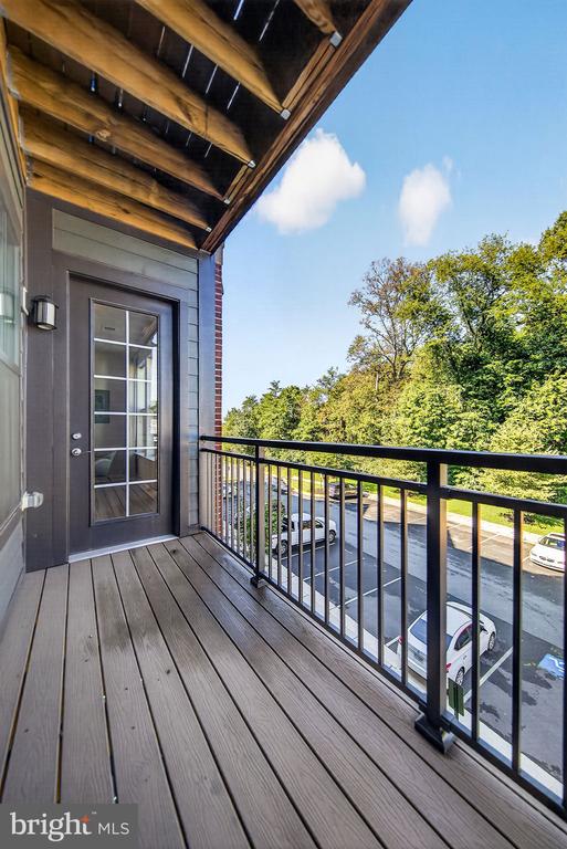 3925 FAIR RIDGE DRIVE Unit: 303