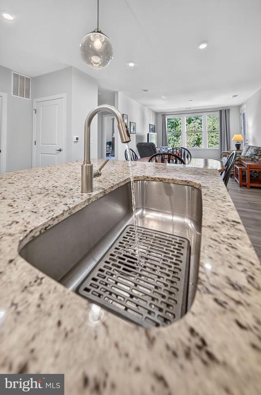 3925 FAIR RIDGE DRIVE Unit: 303