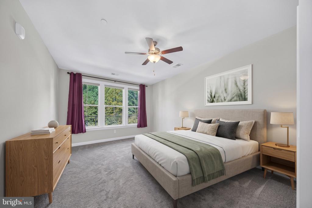3925 FAIR RIDGE DRIVE Unit: 303