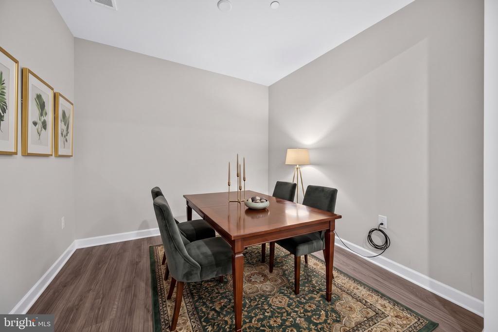 3925 FAIR RIDGE DRIVE Unit: 303