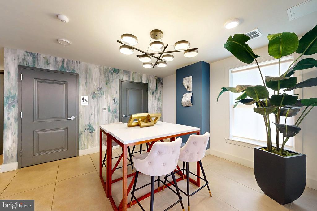 3925 FAIR RIDGE DRIVE Unit: 303