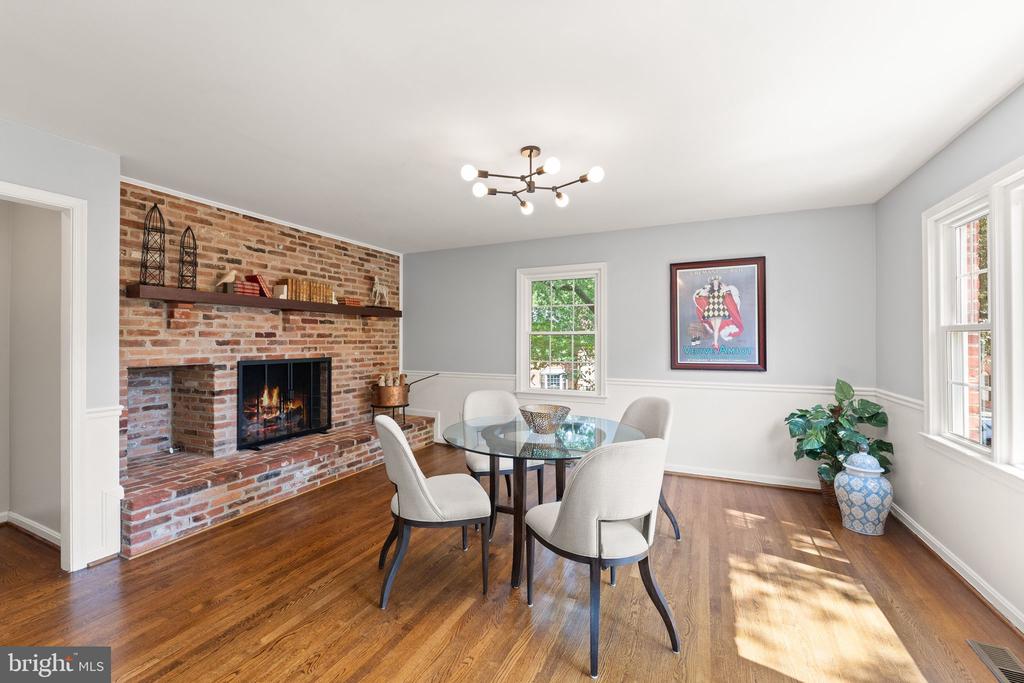 9280 BAILEY LANE