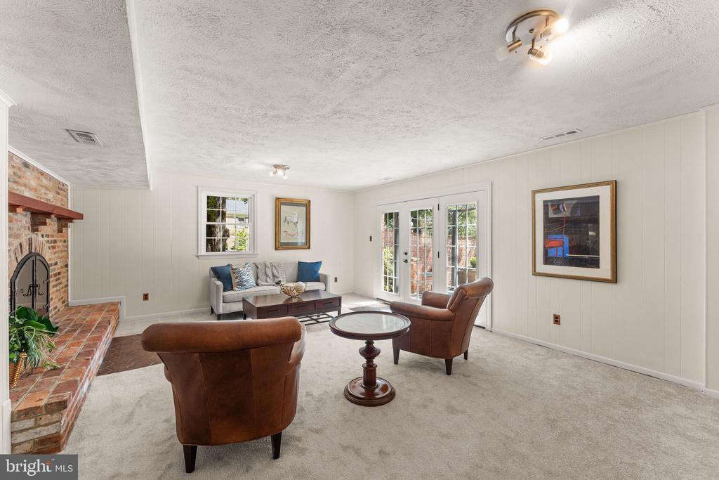 9280 BAILEY LANE