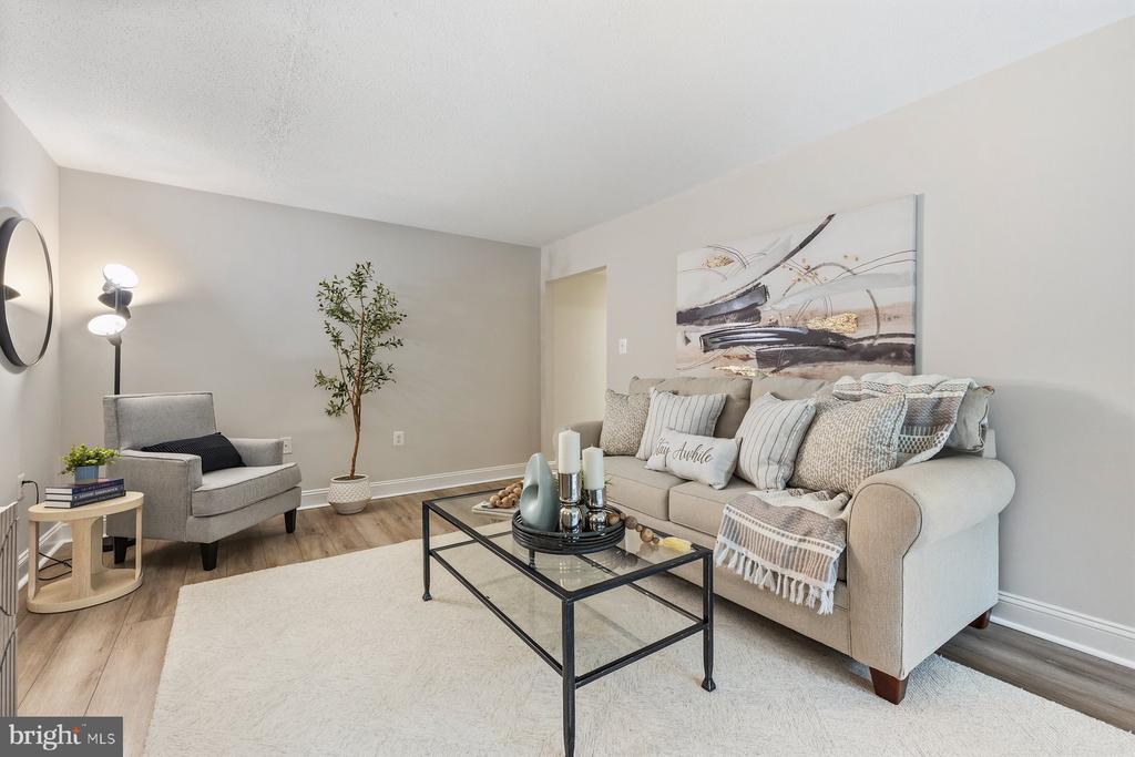 623 CENTER STREET Unit: T3