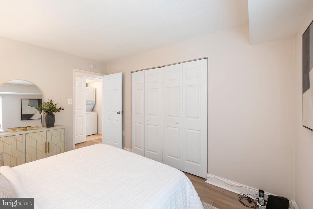623 CENTER STREET Unit: T3