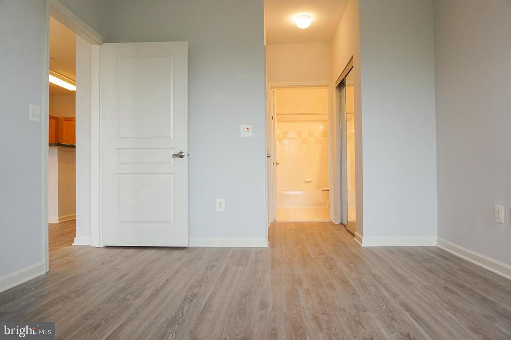 12000 MARKET STREET Unit: 177