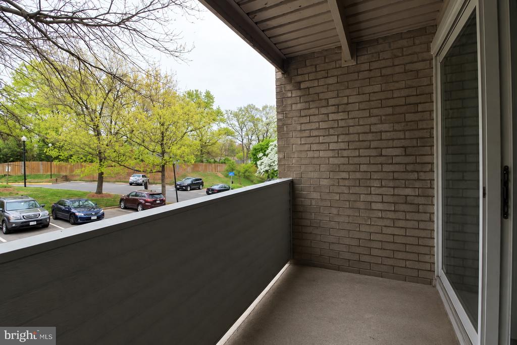 5610 BLOOMFIELD DRIVE Unit: 101