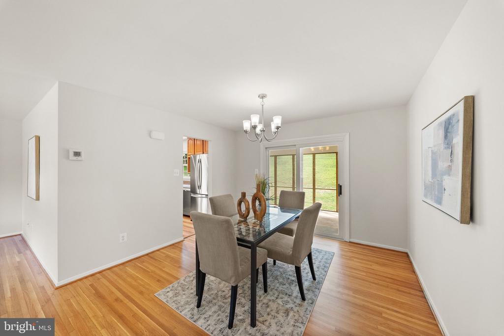 4426 ROCKCREST DRIVE